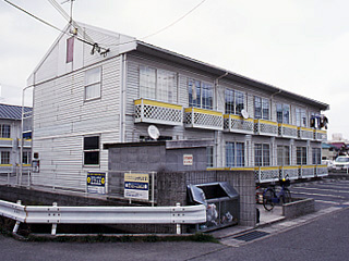 白浜の宮駅より徒歩8分 築30年5ヶ月 2階建の賃貸物件